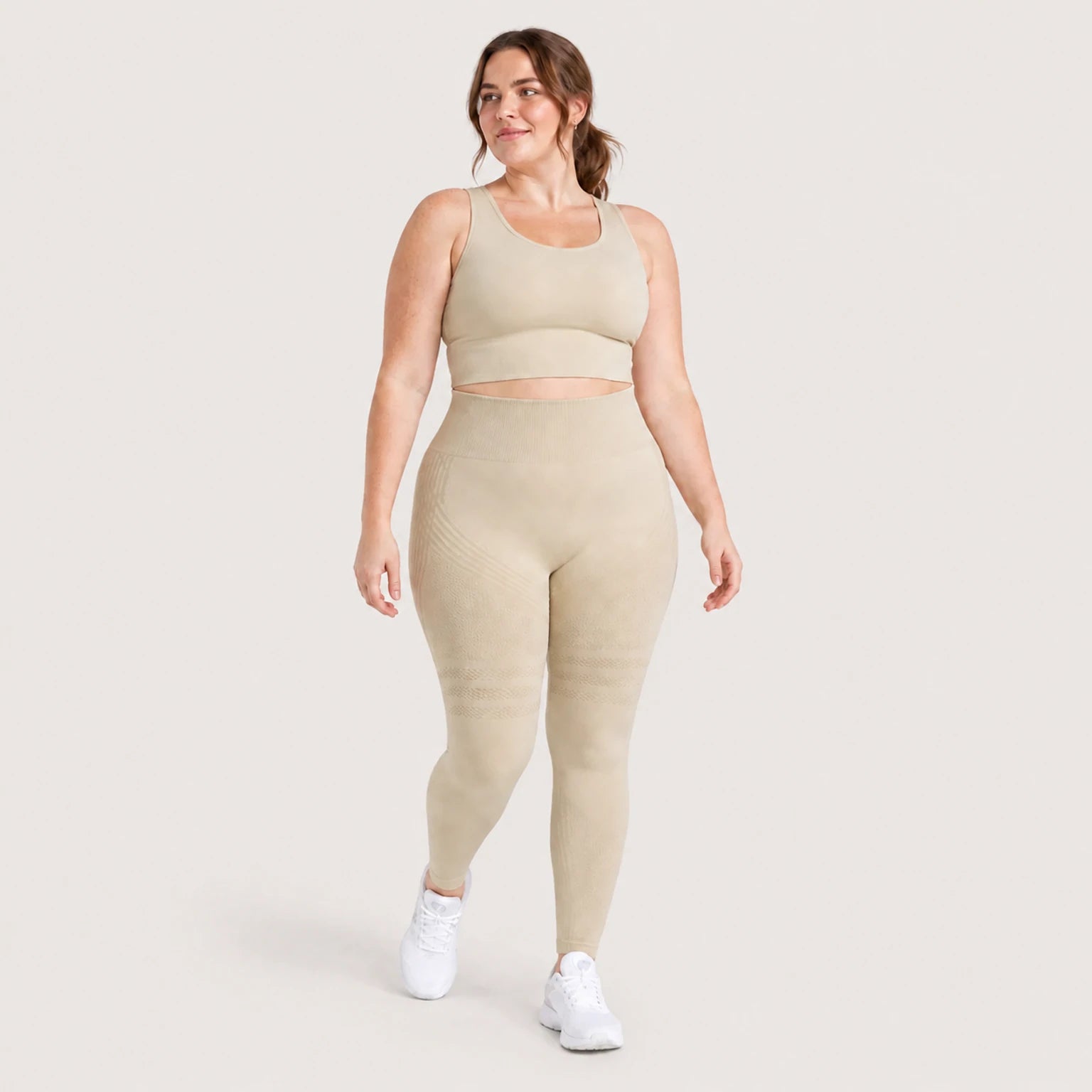 KIMA™ SculptActive 3D shaping leggings — Beige — front view
