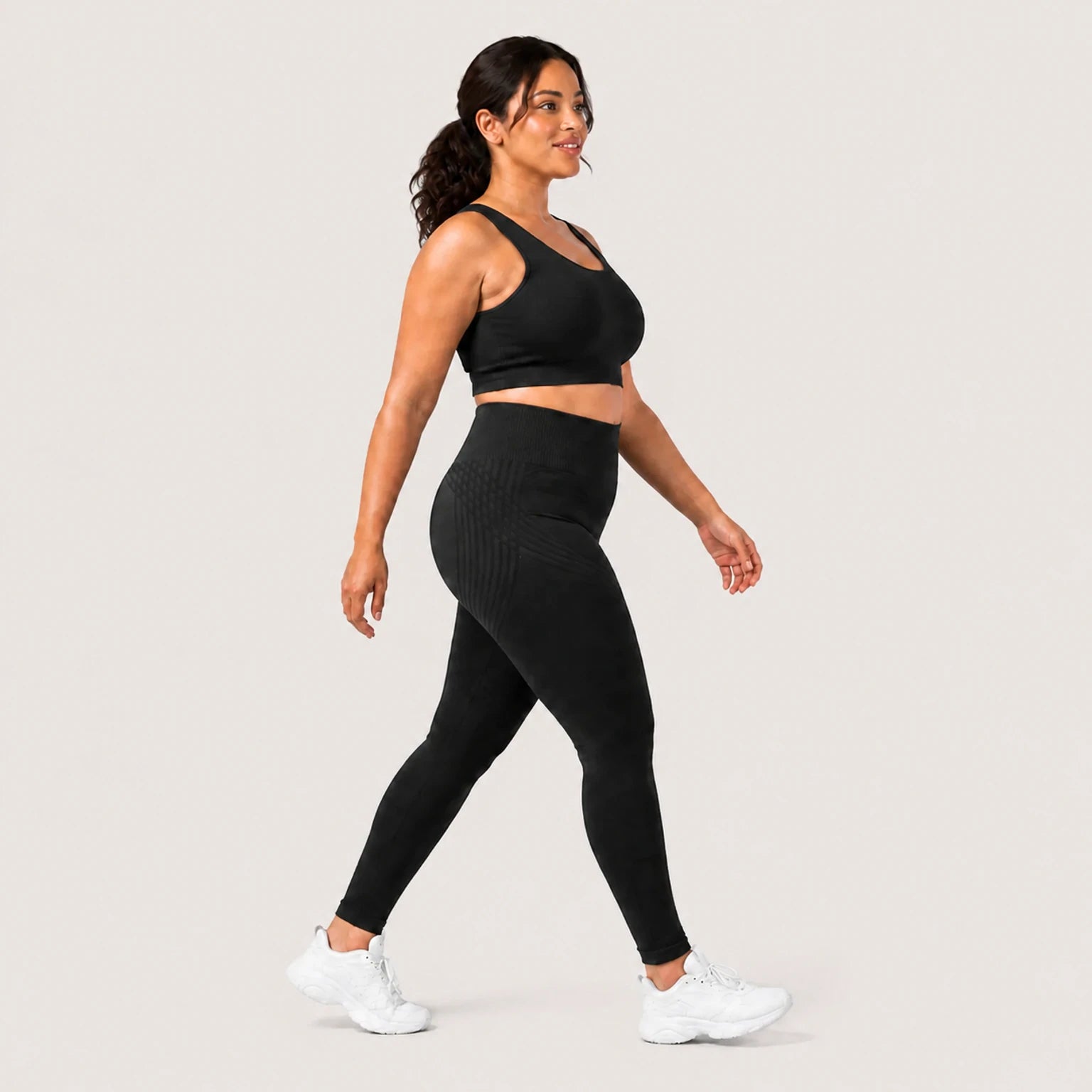 KIMA™ SculptActive 3D shaping leggings — Black — side view