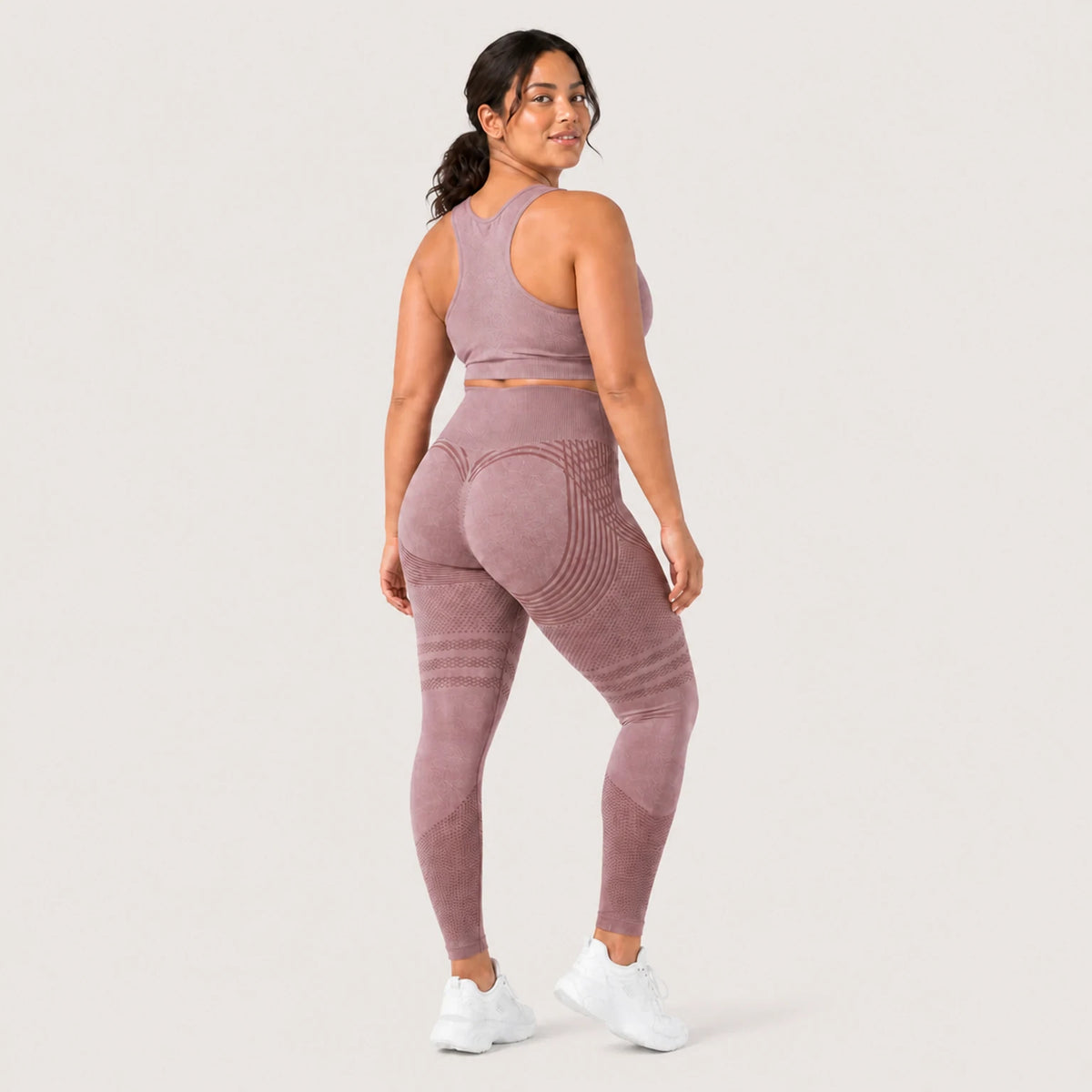KIMA™ SculptActive 3D shaping leggings — Pink — rear view